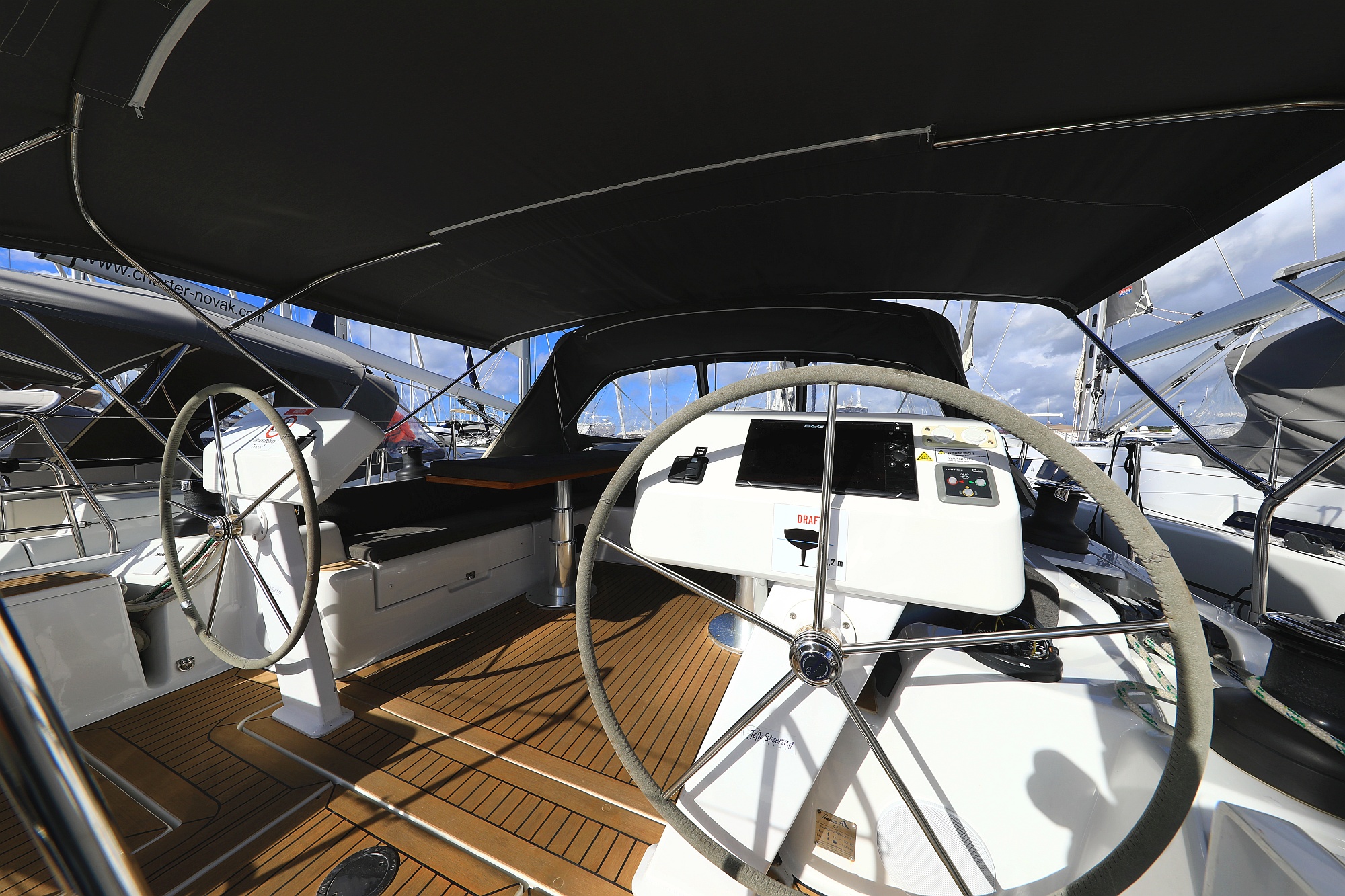 Hanse 508 - 5 + 1 cab. — photo 4