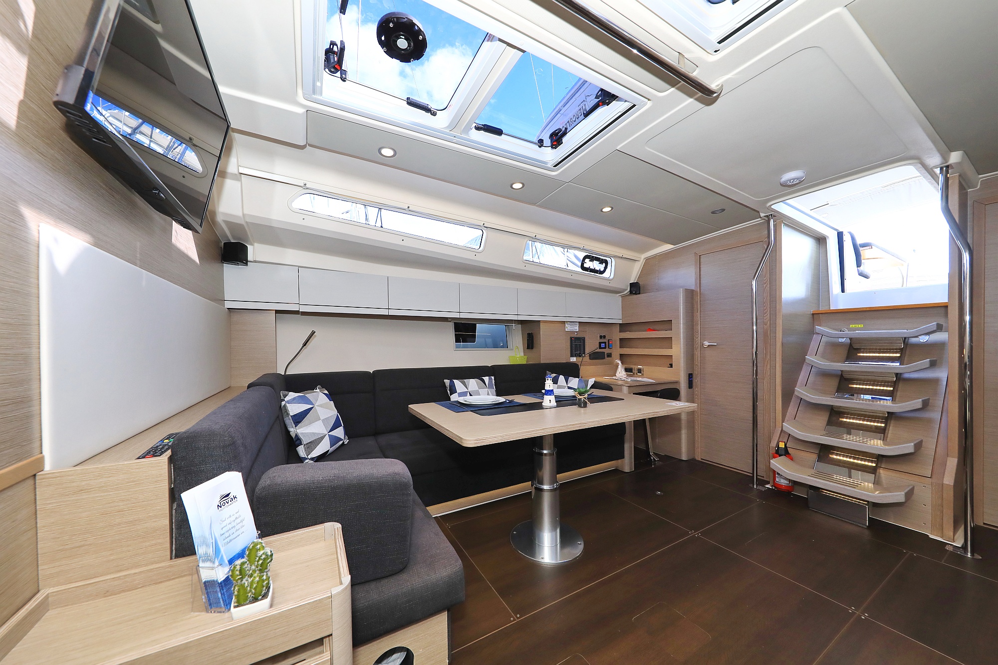 Hanse 508 - 5 + 1 cab. — photo 8
