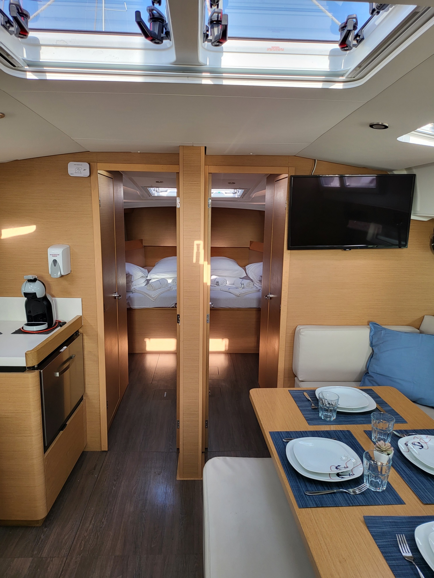 Sun Odyssey 490 - 5 + 1 cab. — photo 5