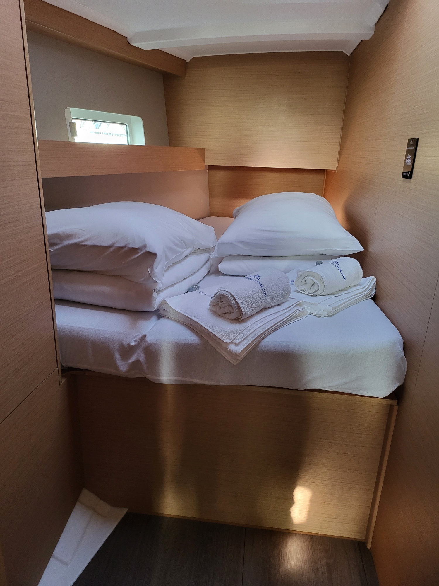 Sun Odyssey 490 - 5 + 1 cab. — photo 9
