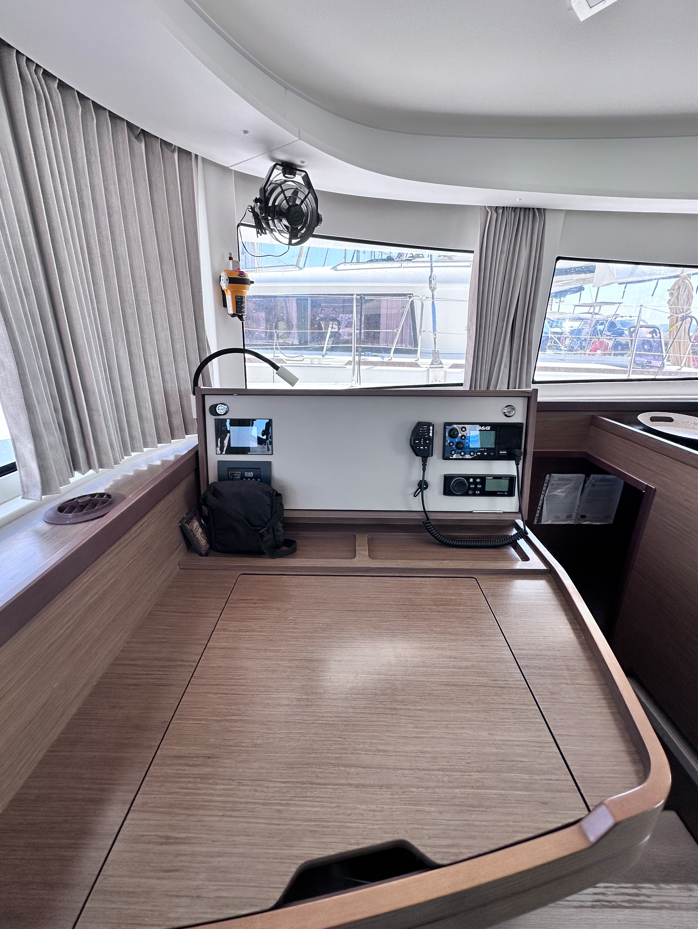 Lagoon 42 - 4 + 2 cab. — photo 20
