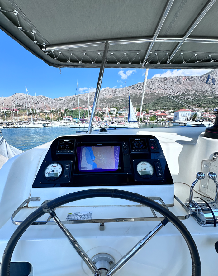 Lagoon 42 - 4 + 2 cab. — photo 35