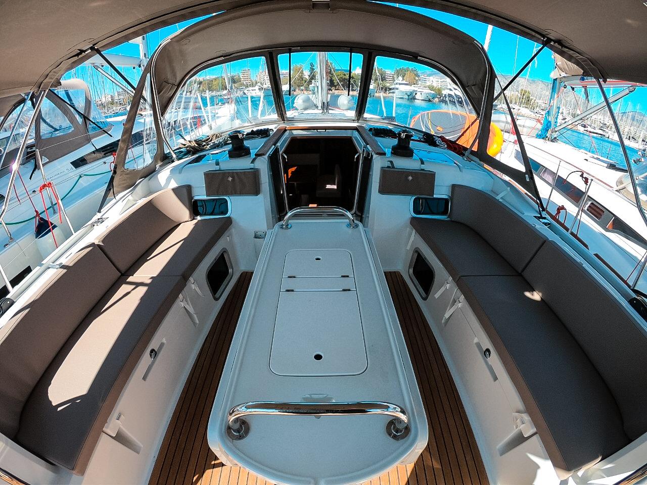 Sun Odyssey 519 - 5 + 1 cab. — photo 10