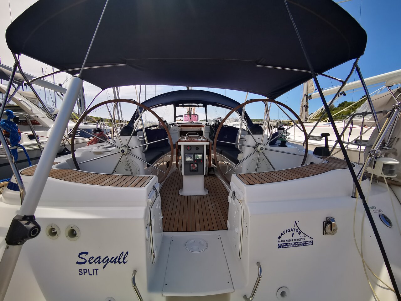 Bavaria 44 — photo 6