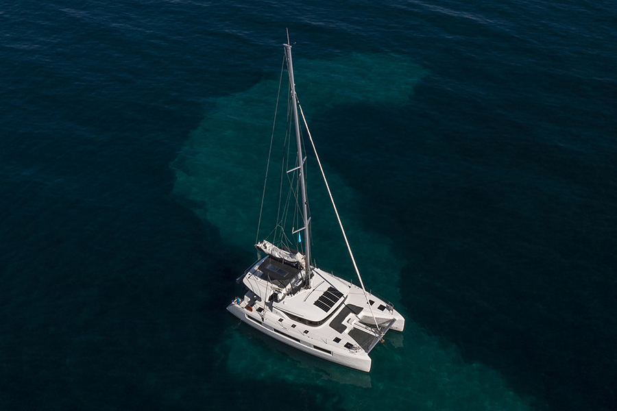 Lagoon 50 - 6 + 2 cab. — photo 1