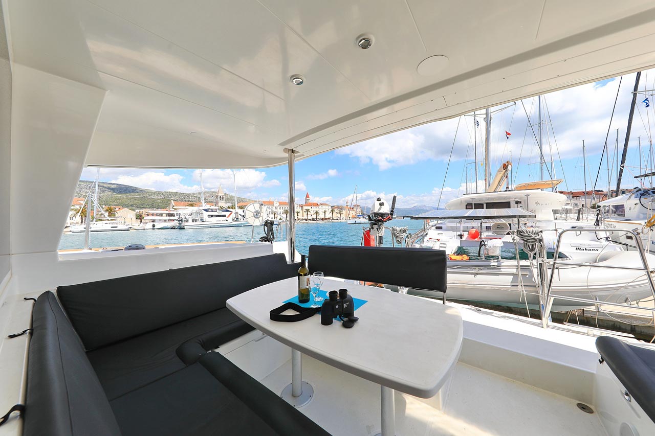 Lagoon 400 - 4 + 2 cab. — photo 11