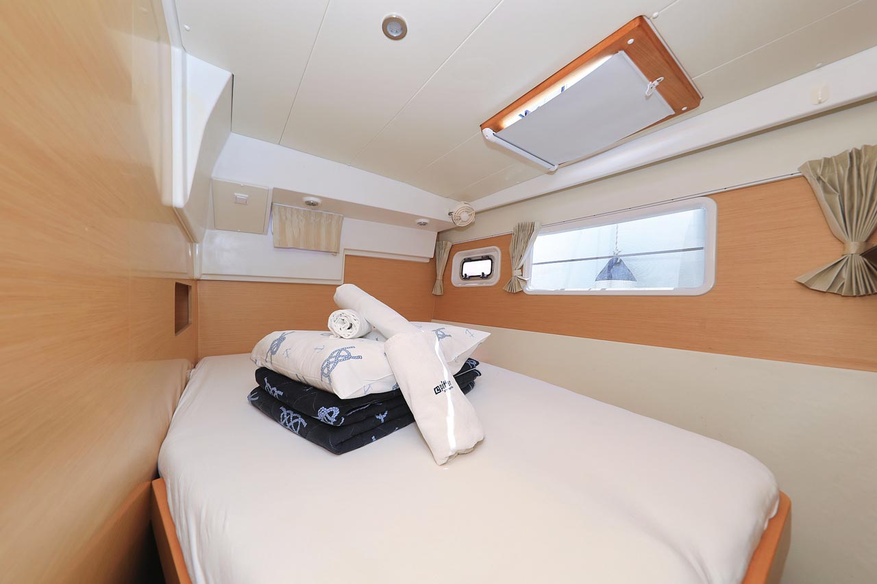 Lagoon 400 - 4 + 2 cab. — photo 24