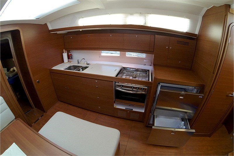 Dufour 460 GL — photo 7