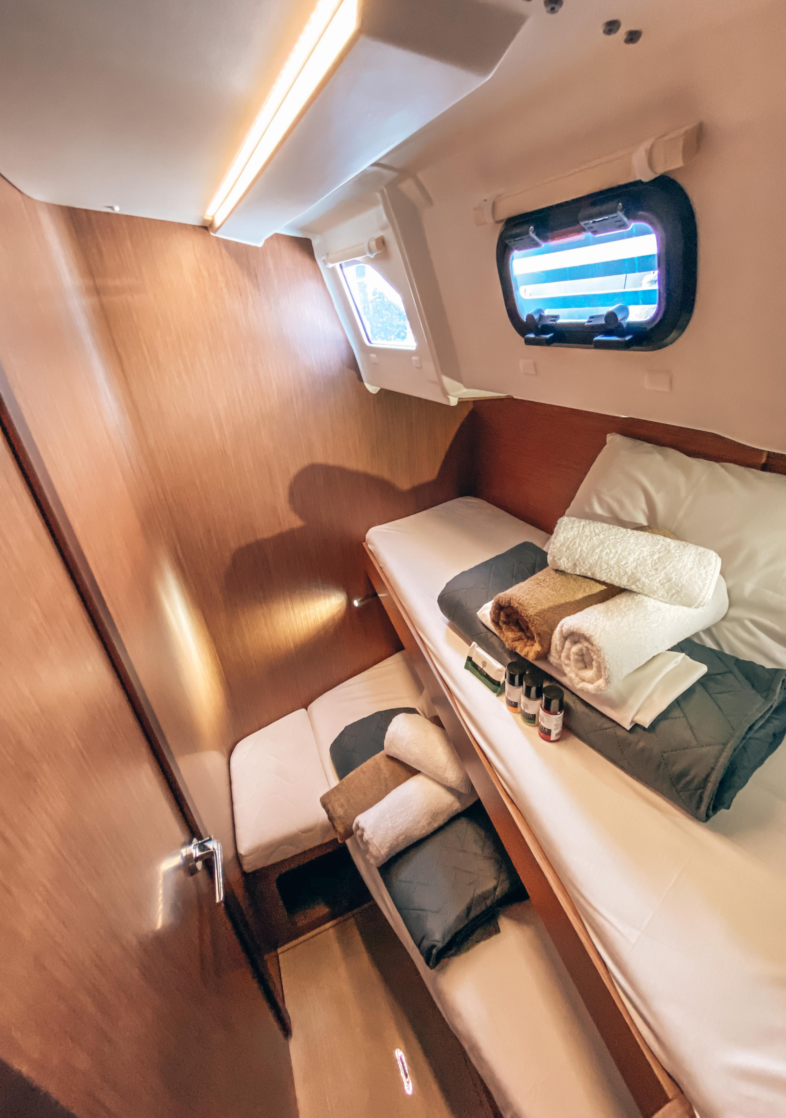 Oceanis 46.1 — photo 22
