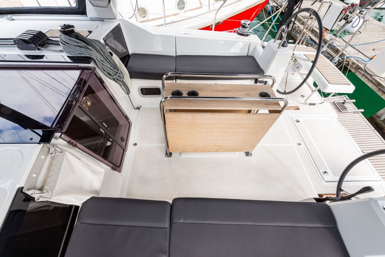 Oceanis 41.1 — photo 3