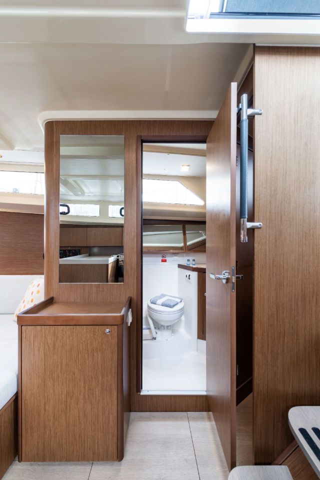 Oceanis 41.1 — photo 12