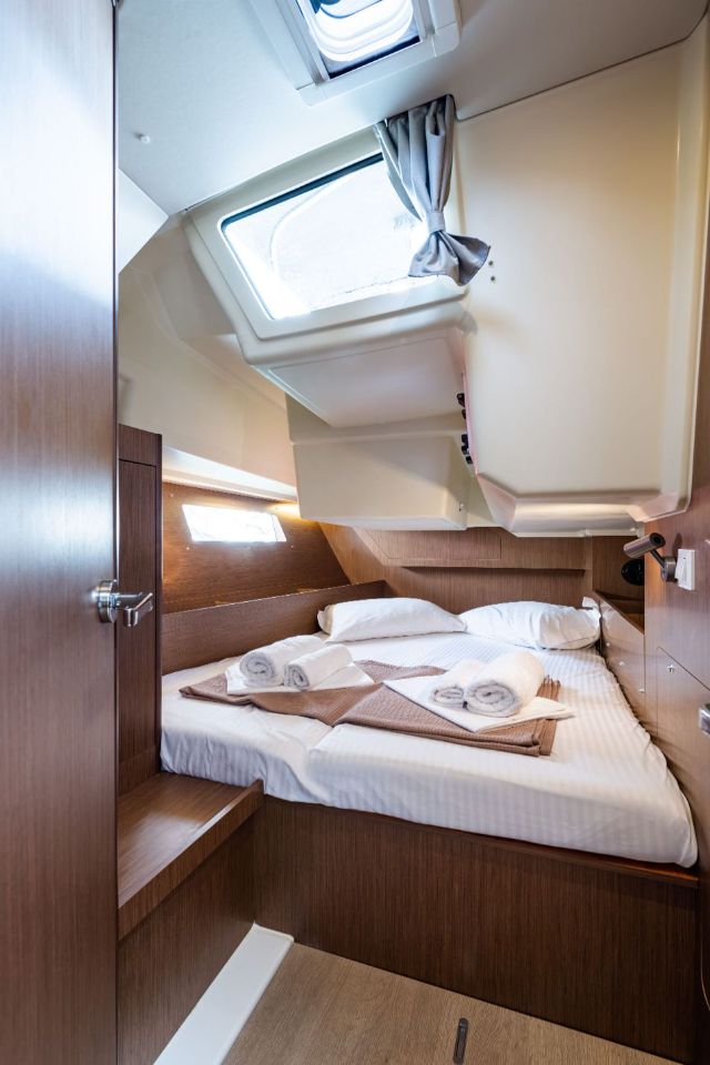 Oceanis 41.1 — photo 16