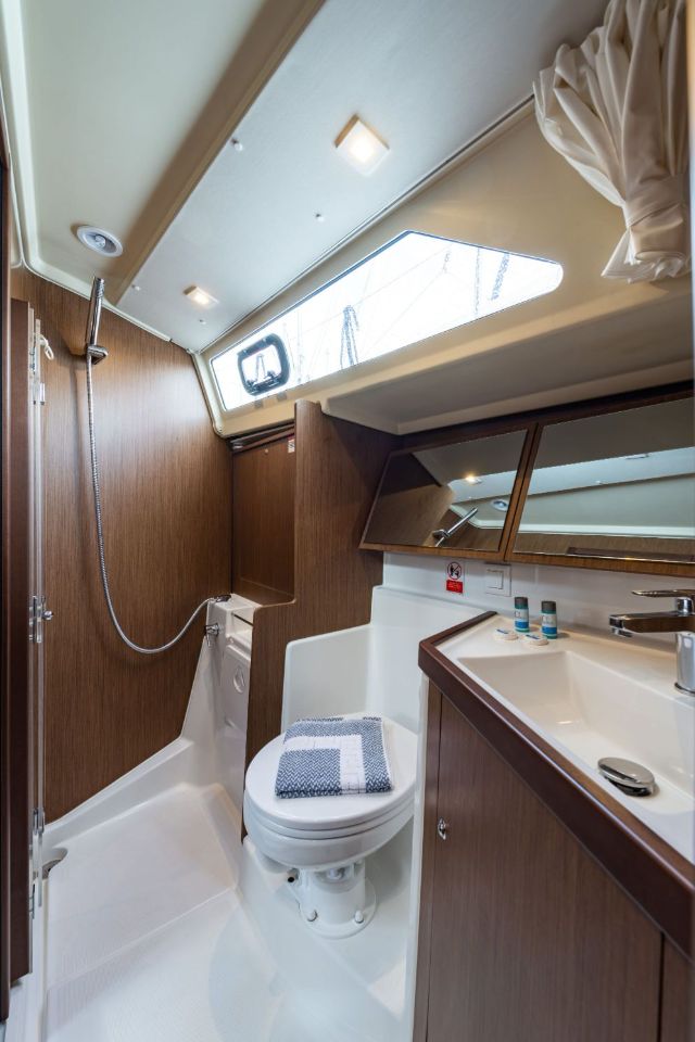 Oceanis 41.1 — photo 21