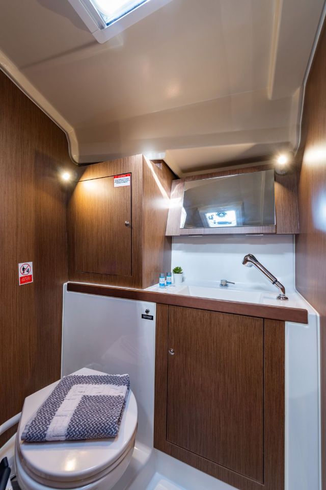Oceanis 41.1 — photo 22