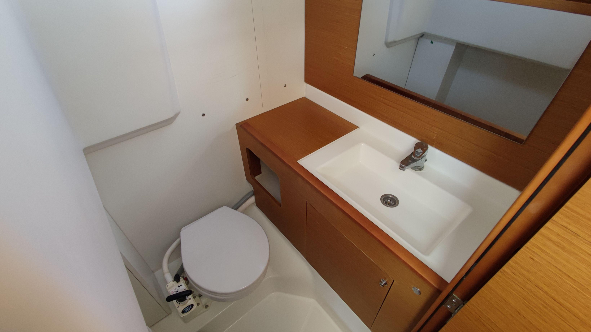 Sun Loft 47 - 6 + 1 cab. — photo 13