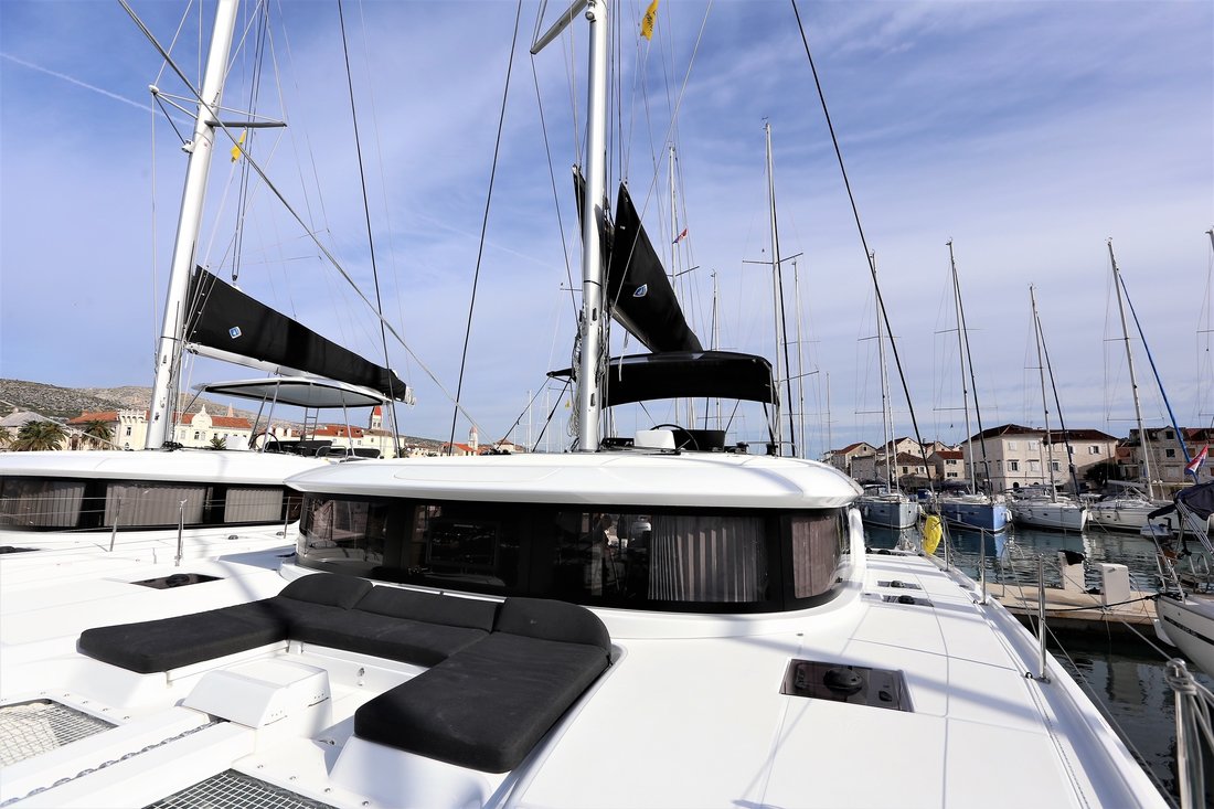 Lagoon 46 - 4 + 2 cab. — photo 8