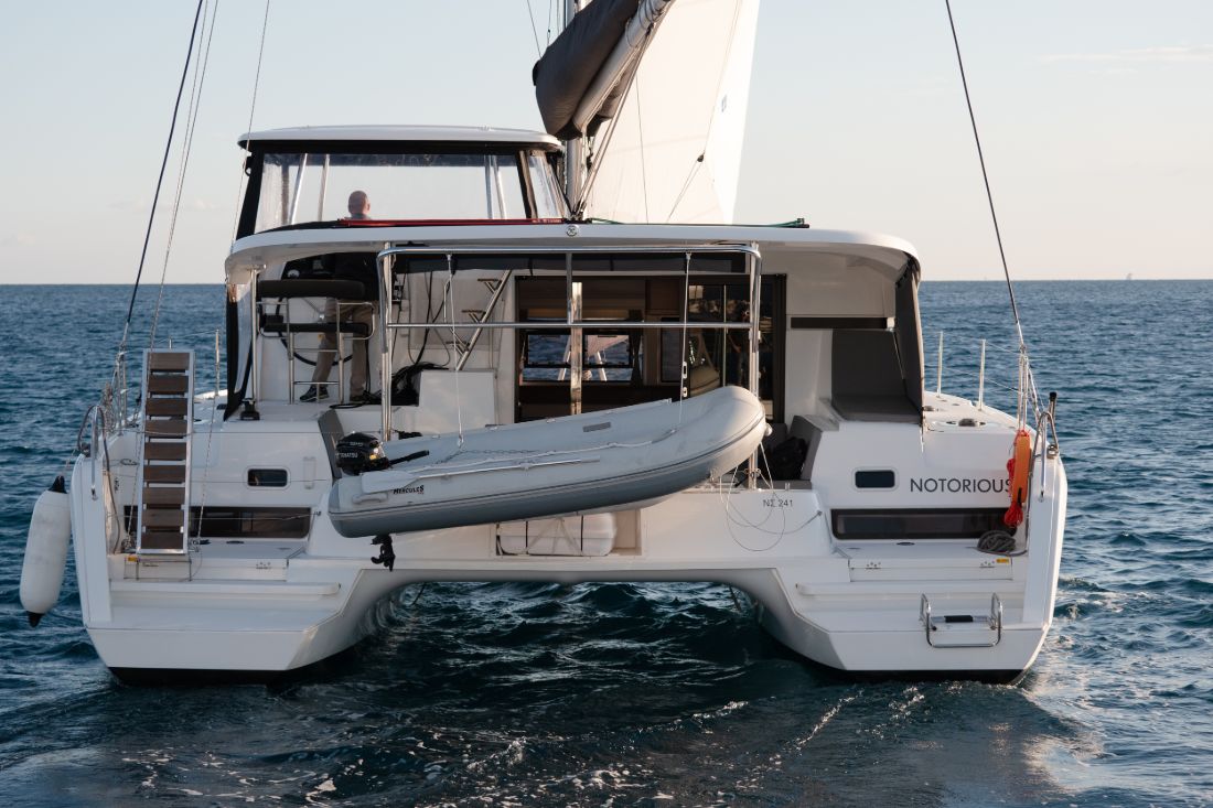 Lagoon 42 - 4 + 2 cab. — photo 5