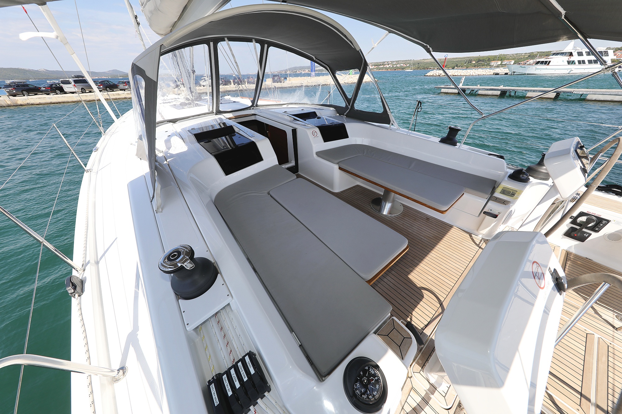 Hanse 508 - 5 + 1 cab. — photo 5