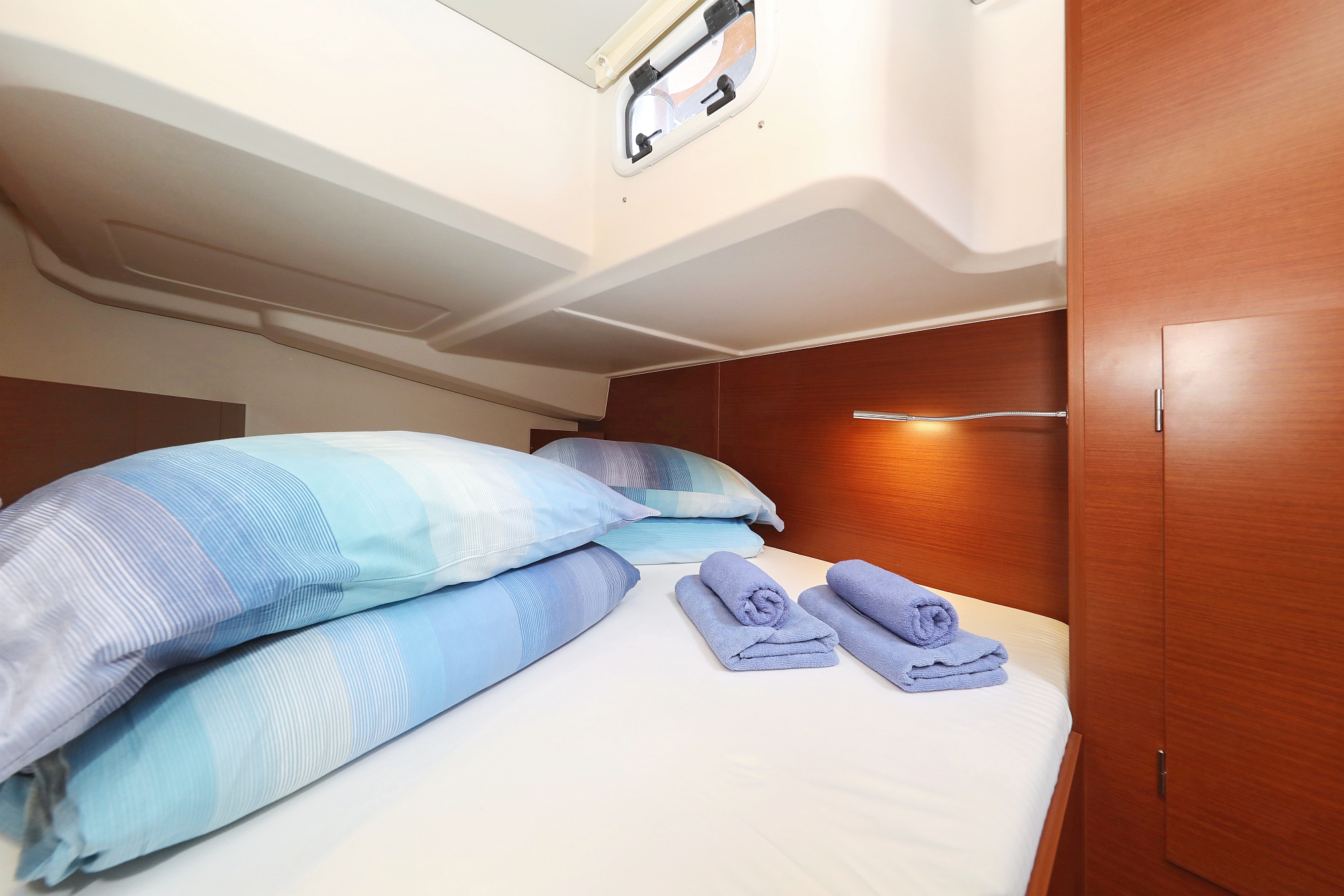 Hanse 508 - 5 + 1 cab. — photo 17