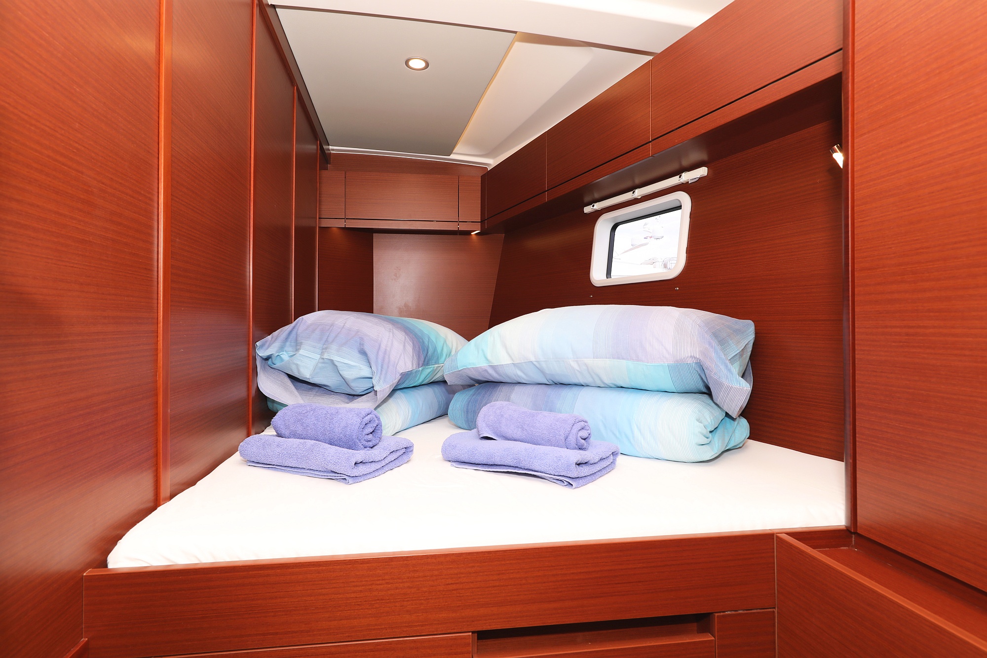 Hanse 508 - 5 + 1 cab. — photo 19