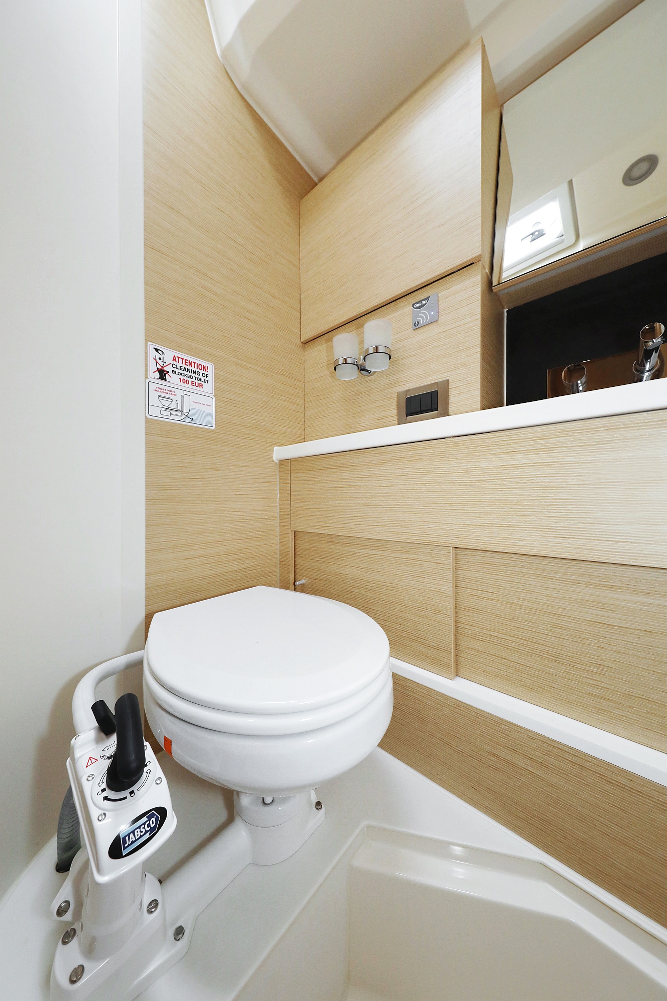Hanse 508 - 5 + 1 cab. — photo 20