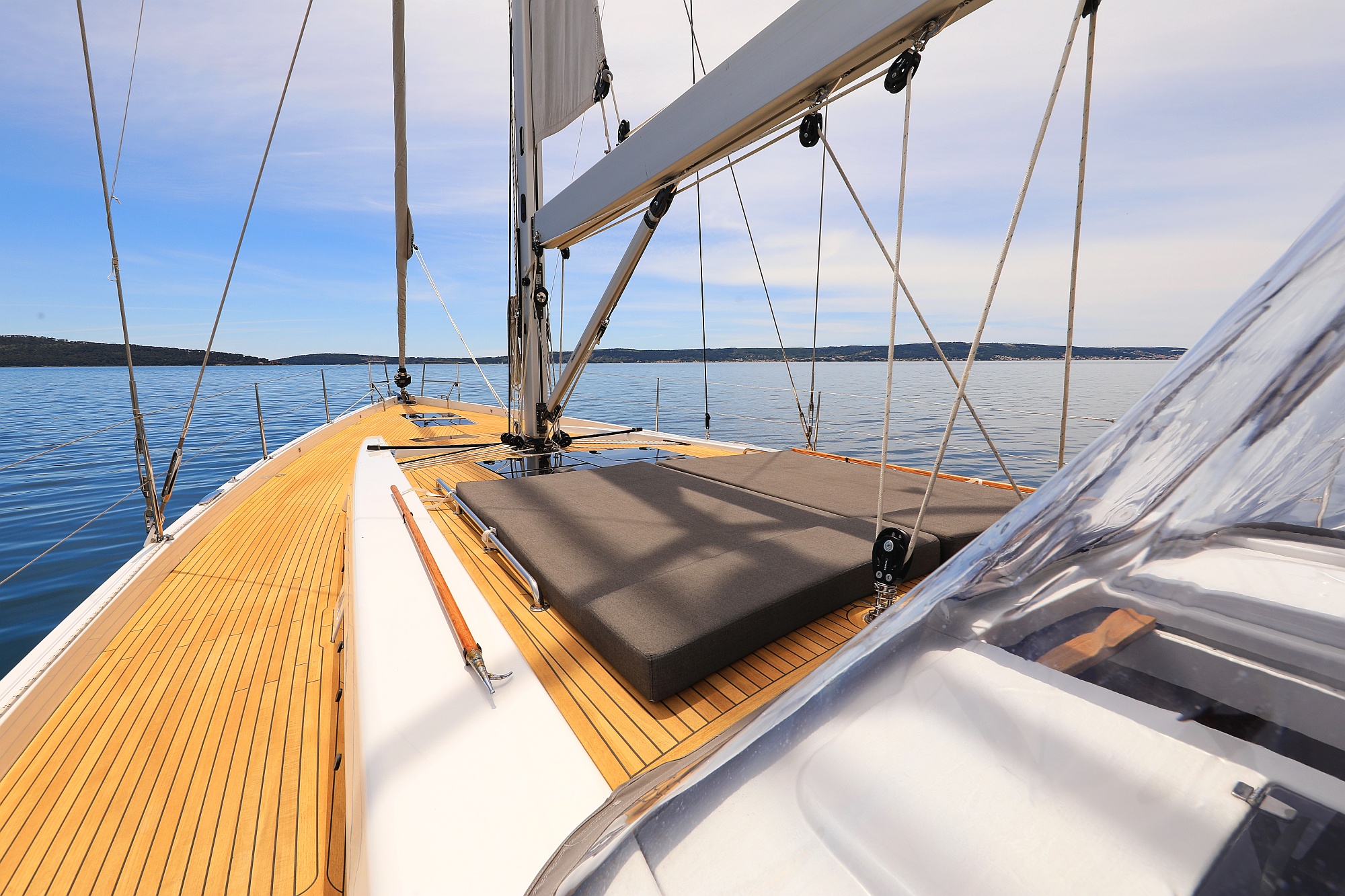 Hanse 588 - 5 + 1 cab. — photo 8