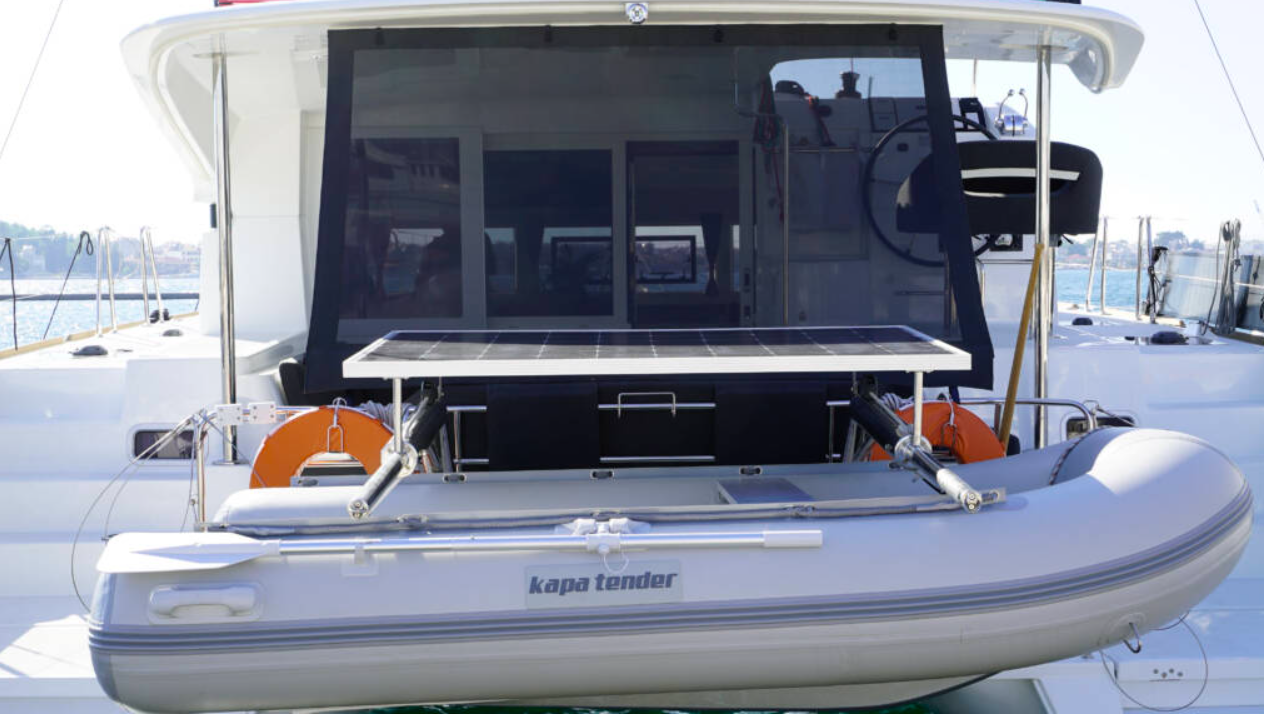 Lagoon 40 - 4 + 2 cab — photo 13