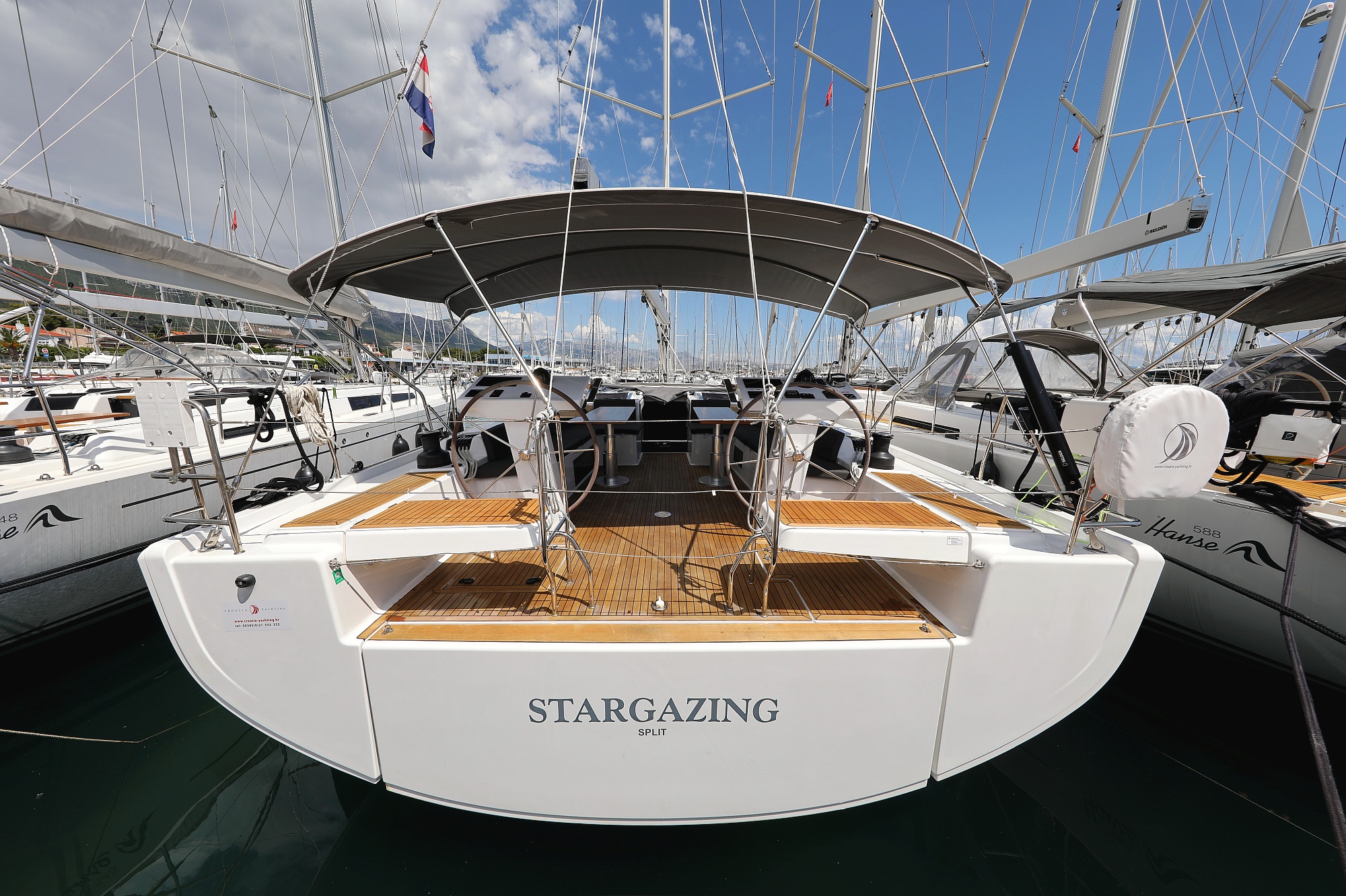 Hanse 548 - 5 + 1 cab. — photo 1