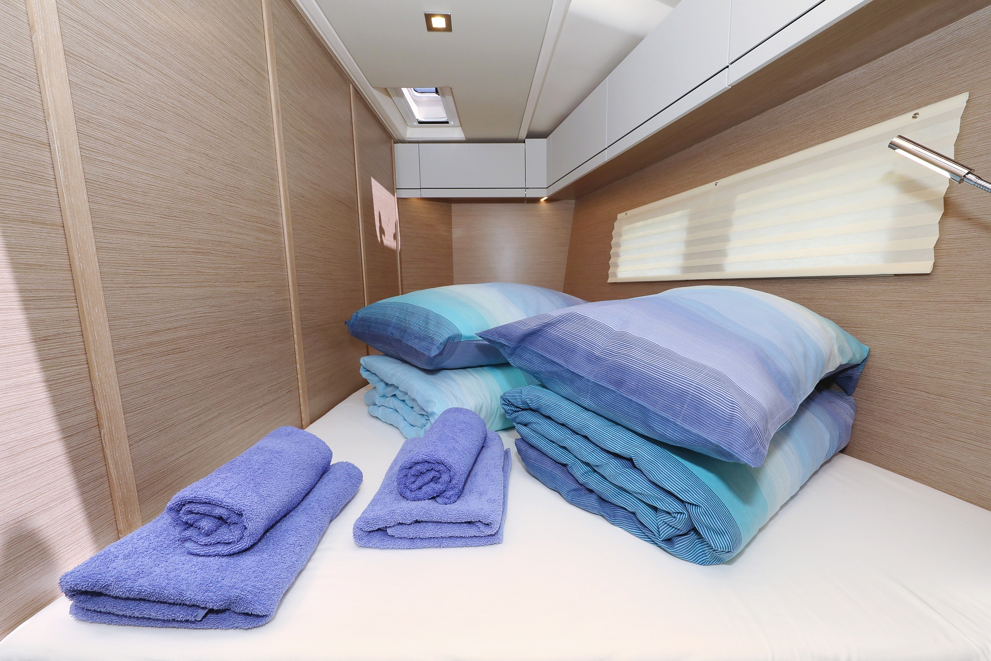 Hanse 548 - 5 + 1 cab. — photo 24