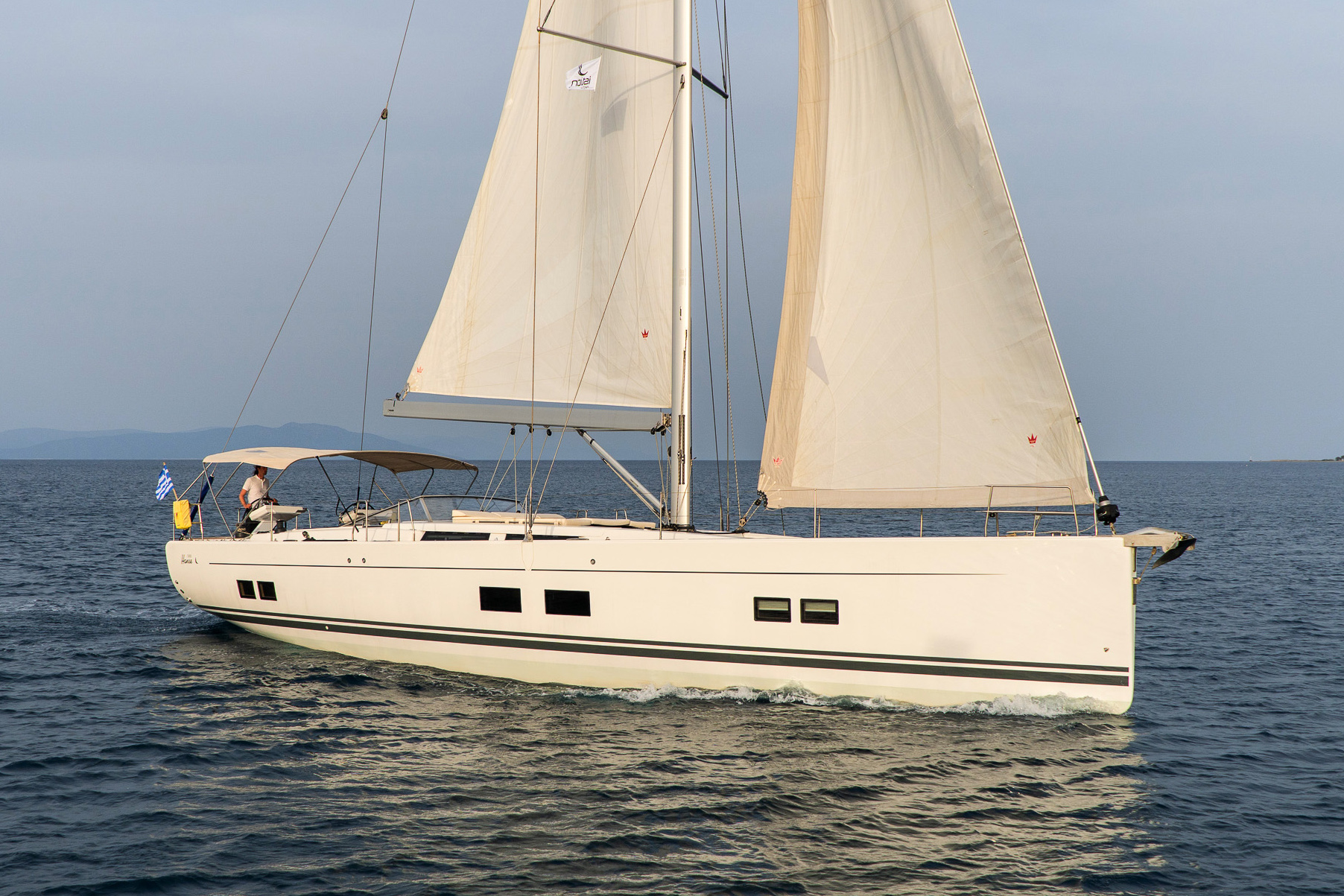 Hanse 588 - 3 + 1 cab. — photo 5