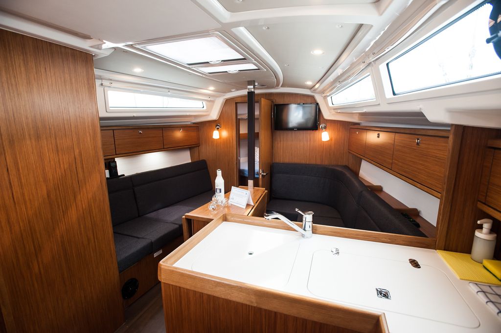Bavaria Cruiser 34 Style - 3 cab. — photo 9