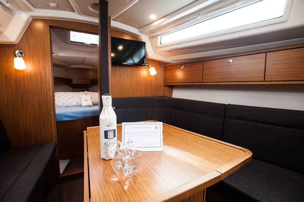 Bavaria Cruiser 34 Style - 3 cab. — photo 10