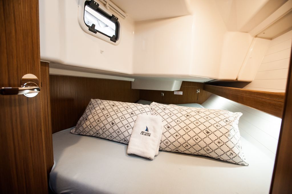 Bavaria Cruiser 34 Style - 3 cab. — photo 14