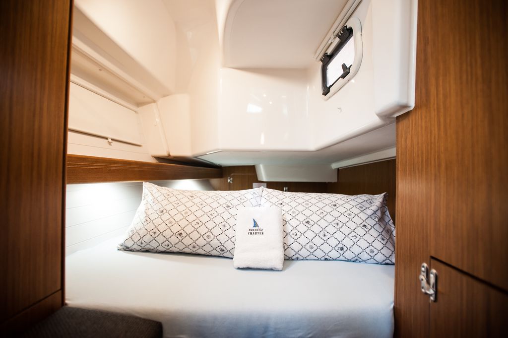 Bavaria Cruiser 34 Style - 3 cab. — photo 15