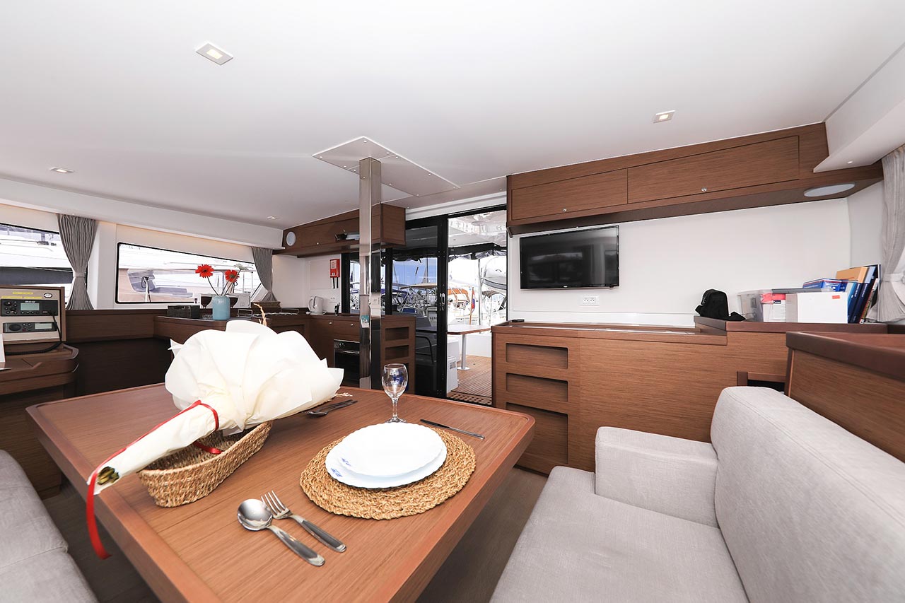 Lagoon 42 - 4 + 2 cab. — photo 15