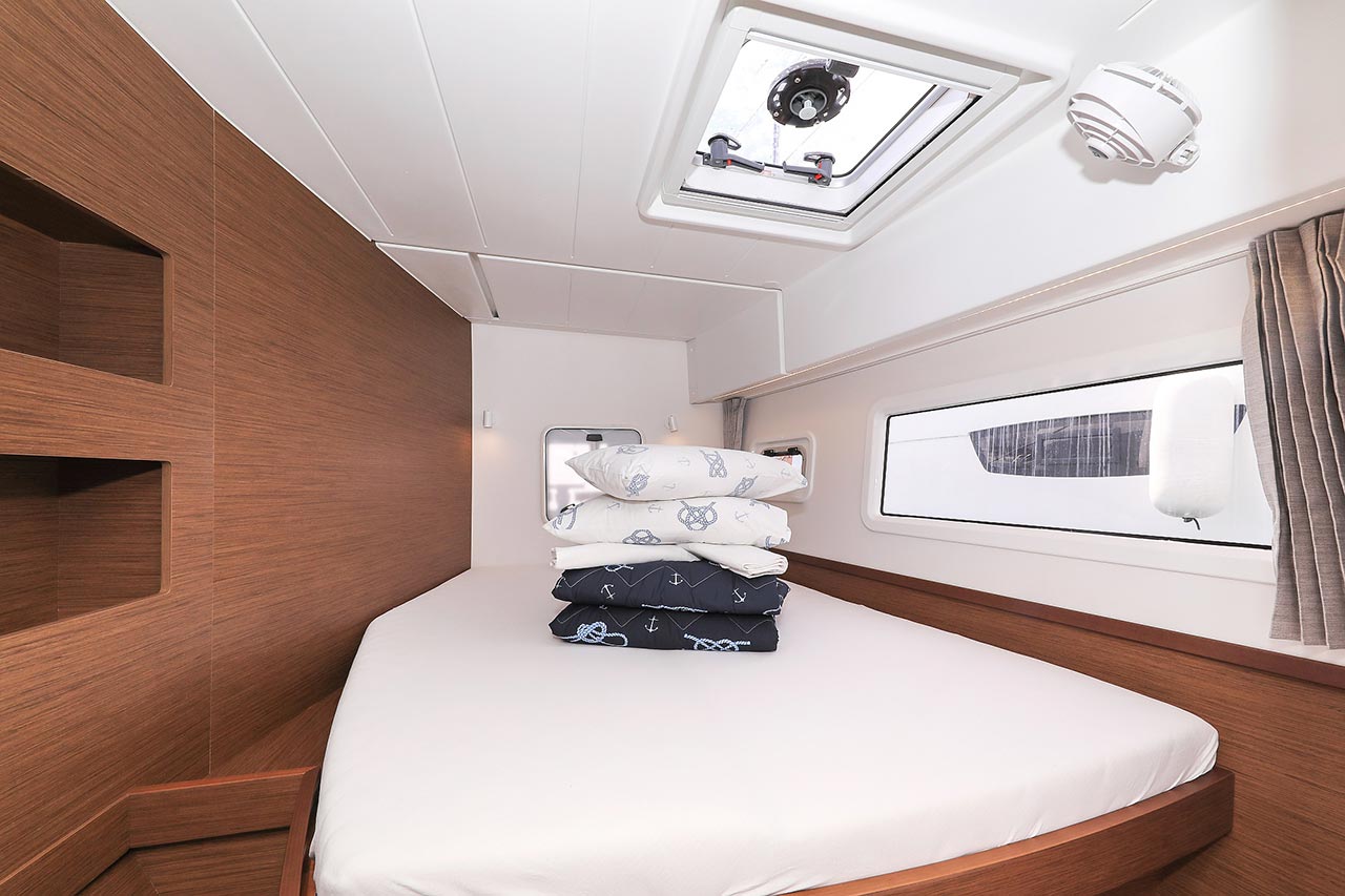 Lagoon 42 - 4 + 2 cab. — photo 24