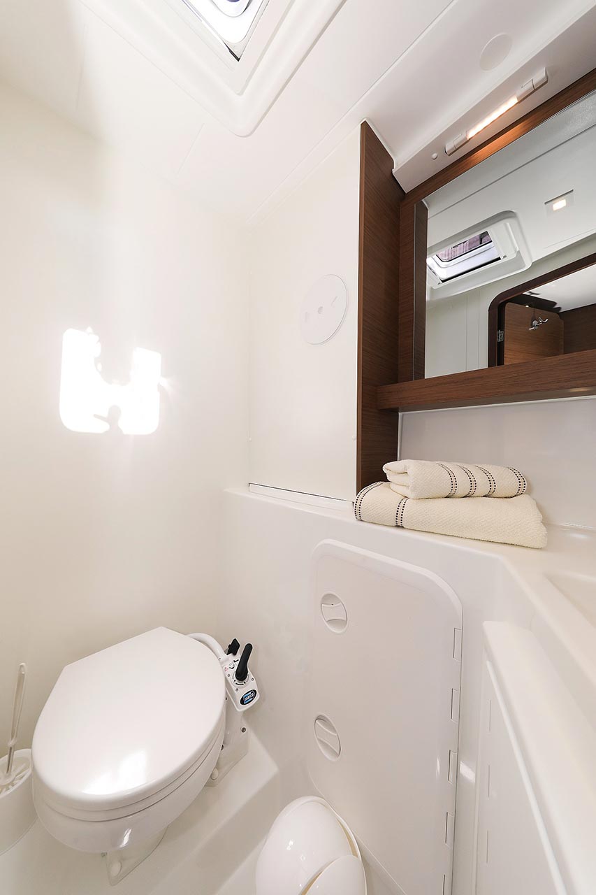 Lagoon 42 - 4 + 2 cab. — photo 29