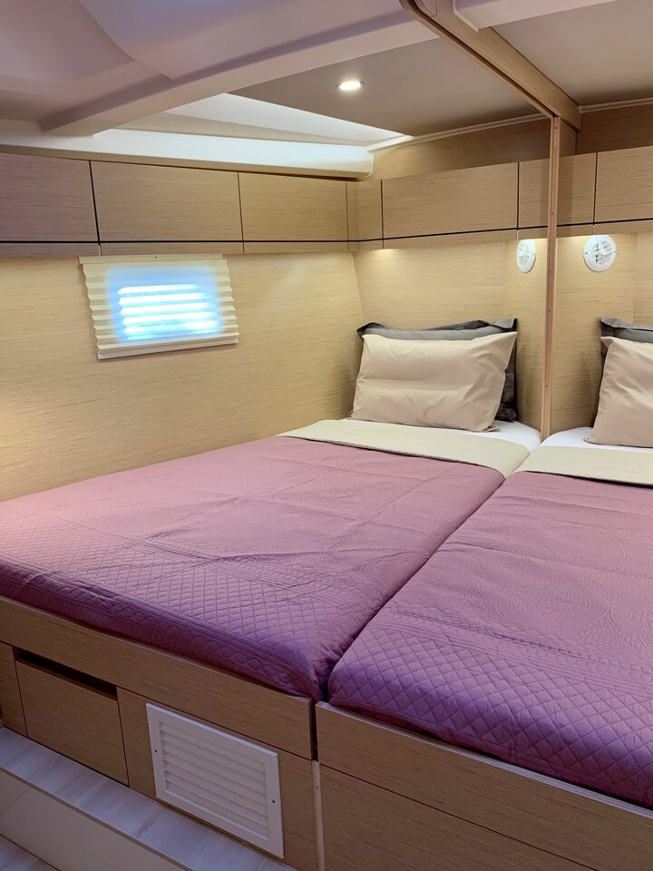 Hanse 508 - 5 + 1 cab. — photo 24