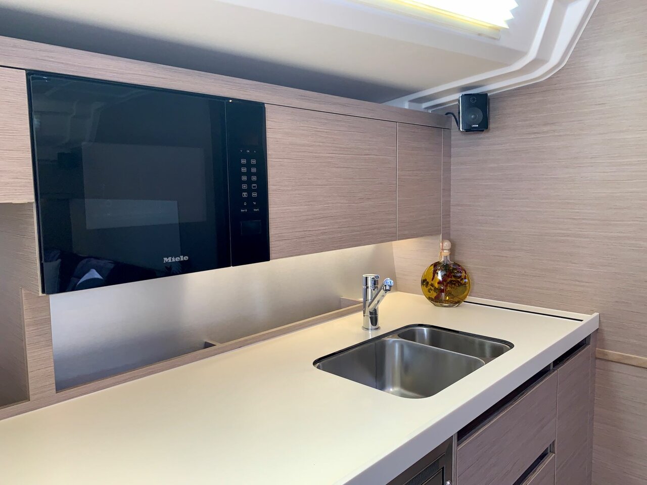 Hanse 508 - 5 + 1 cab. — photo 18