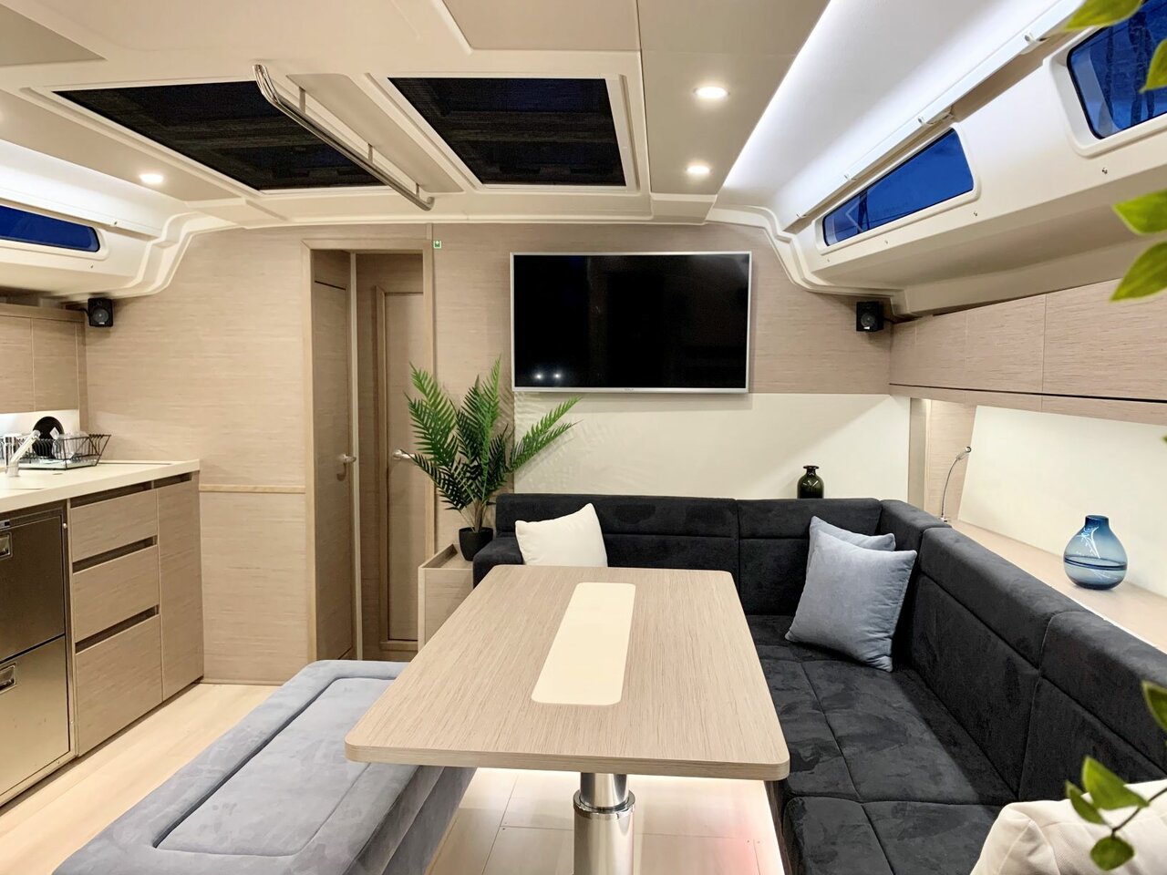 Hanse 508 - 5 + 1 cab. — photo 24