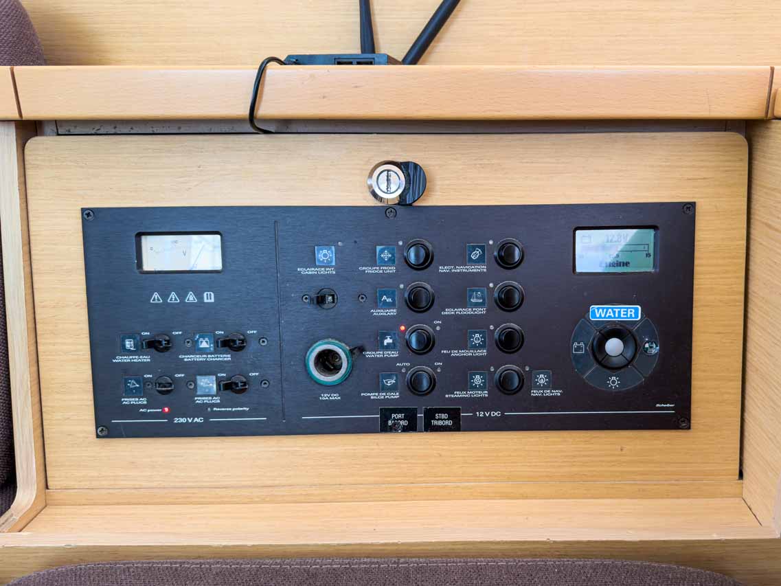 Lagoon 400 S2 - 4 + 2 cab. — photo 15