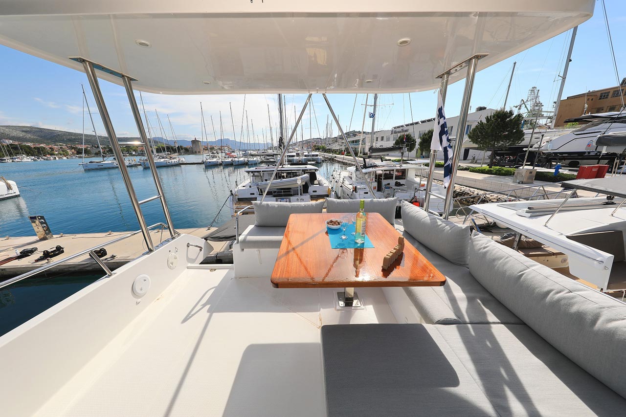 Fountaine Pajot MY 37 — photo 11