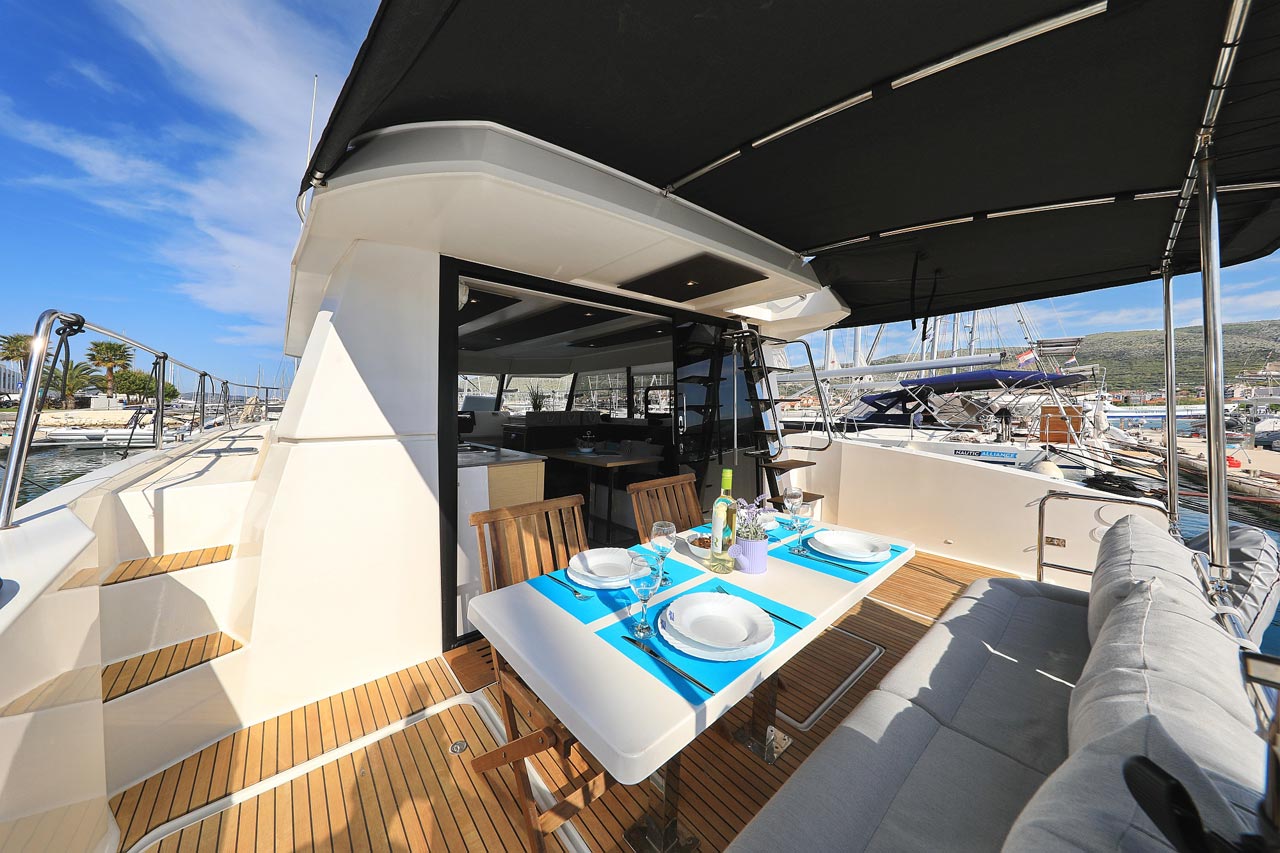 Fountaine Pajot MY 37 — photo 12