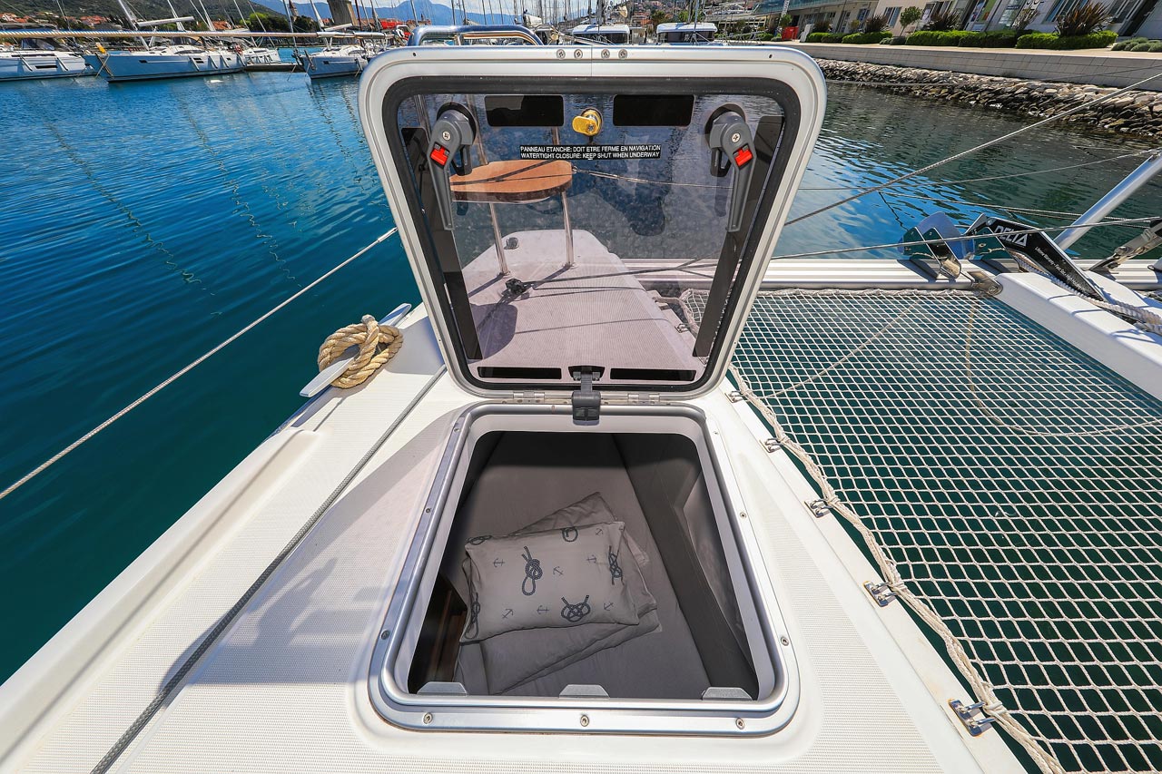 Lagoon 42 - 4 + 2 cab. — photo 11