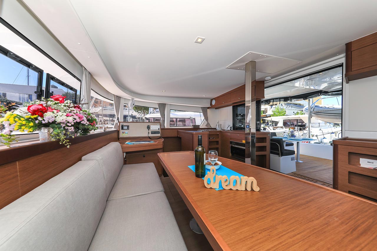Lagoon 42 - 4 + 2 cab. — photo 15
