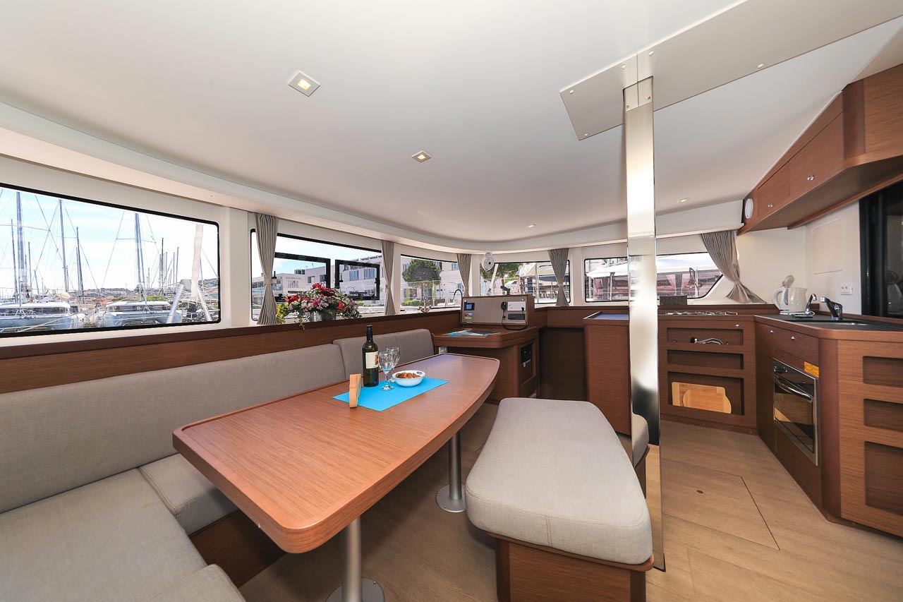 Lagoon 42 - 4 + 2 cab. — photo 19