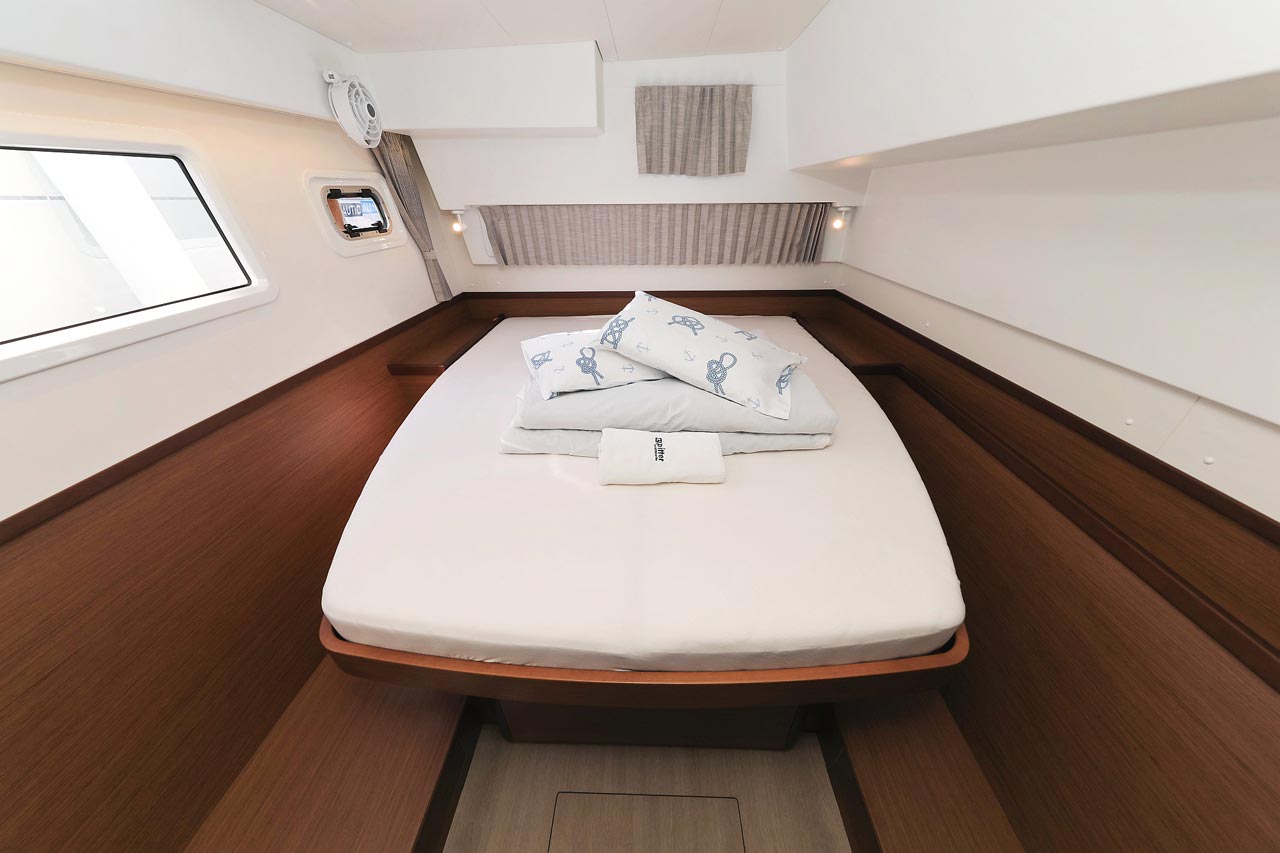 Lagoon 42 - 4 + 2 cab. — photo 25