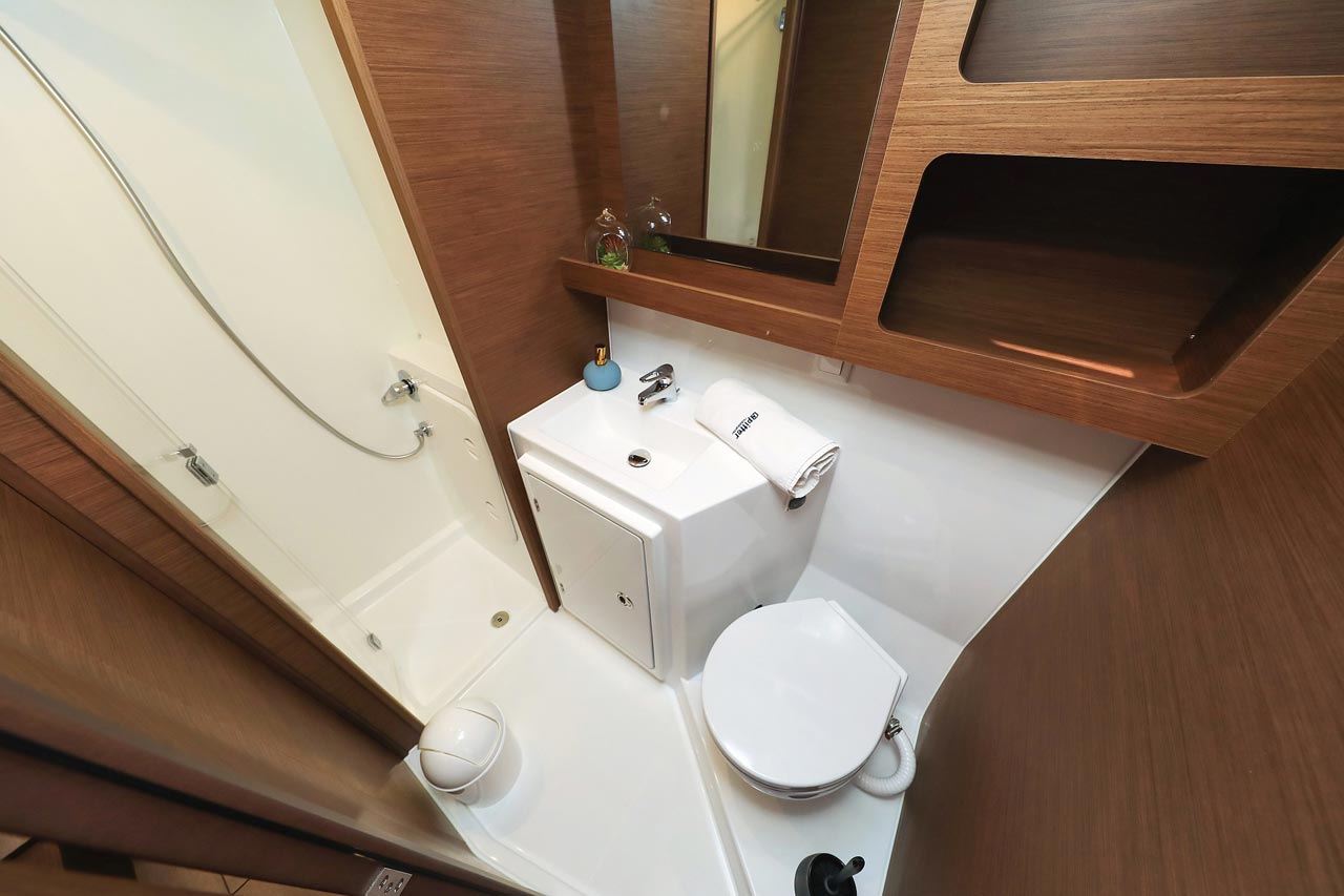 Lagoon 42 - 4 + 2 cab. — photo 34