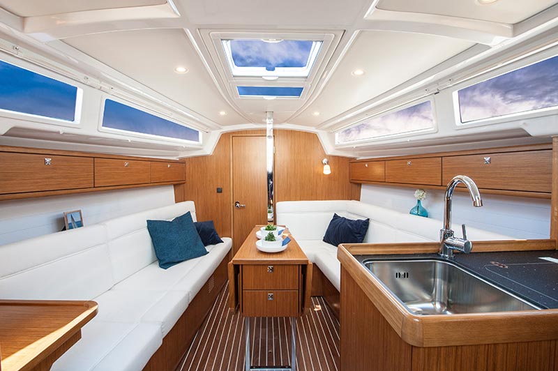 Bavaria Cruiser 33 — photo 3
