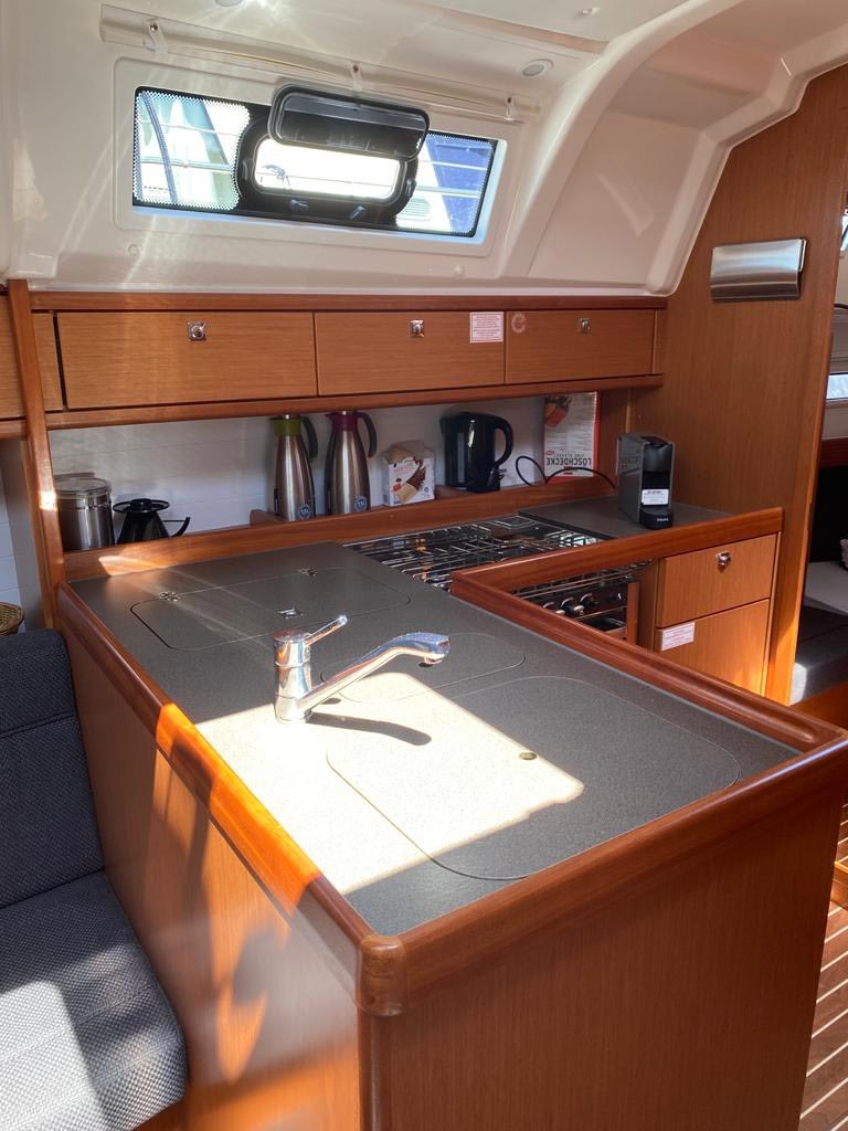 Bavaria Cruiser 37 - 3 cab. — photo 4